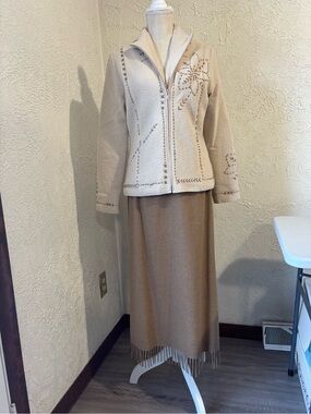 Cream Wool Coat (Icelandic) & Pendleton Wool Beige Skirt